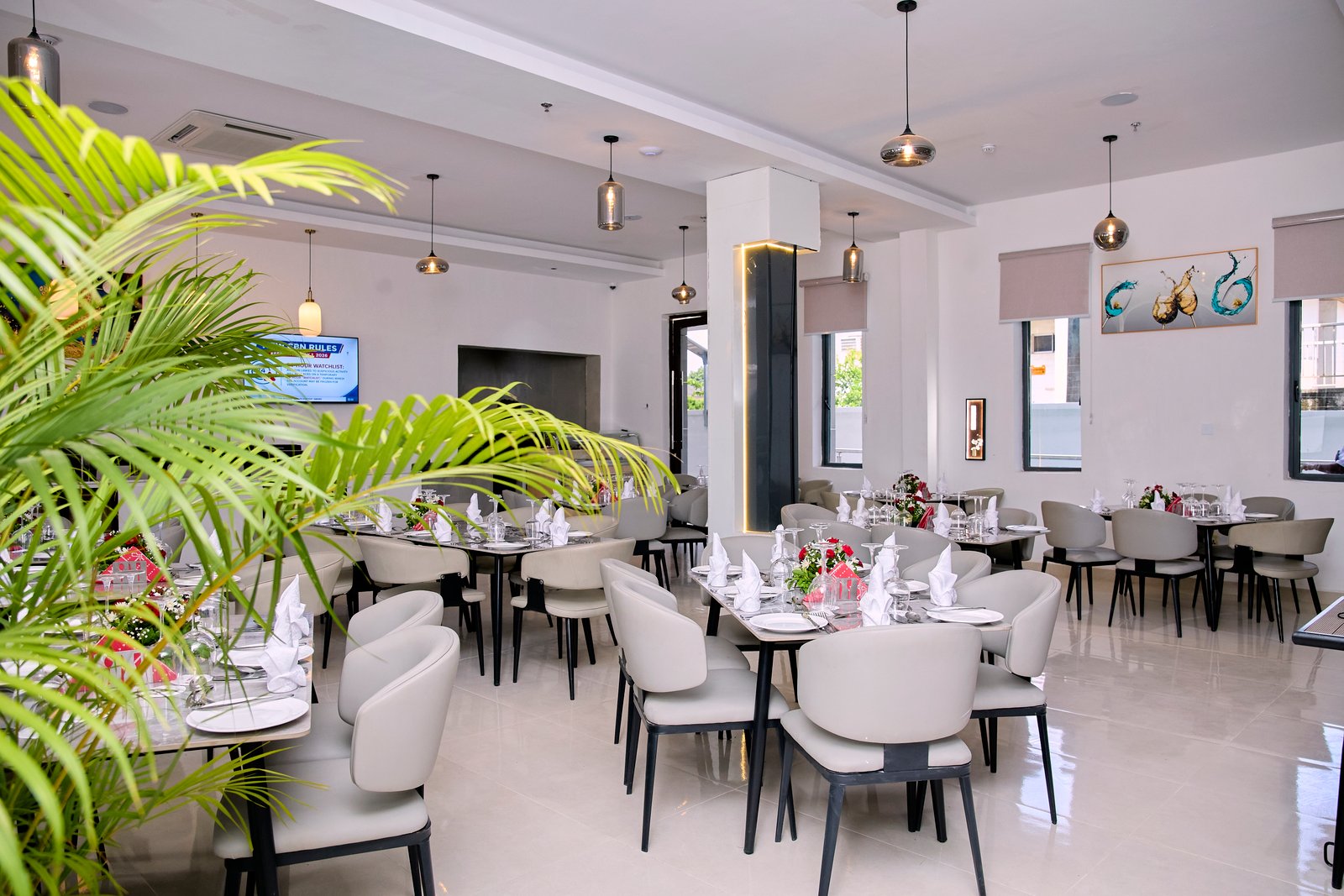 Restaurant table setting